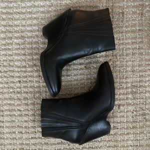 Free People / Sey Collection Demi Pointy Toe Ankle Wedge Booties
